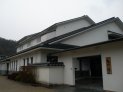 鬼の館ホールの前